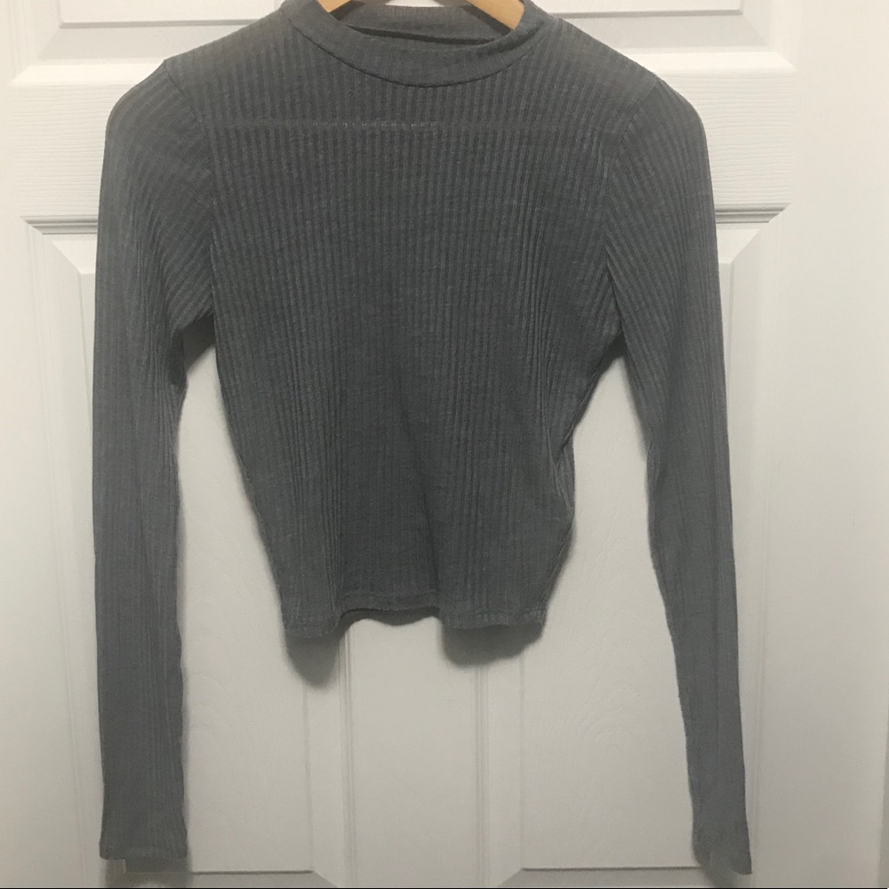 Hollister Long-Sleeves Grey Turtleneck Top